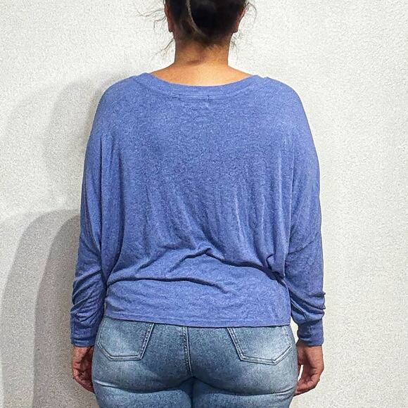 Wildfox Blue Long Sleeve Top Sz S - Picture 10 of 12